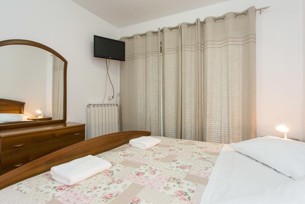 Bed & Breakfast Mario Krk Town Bilik gambar