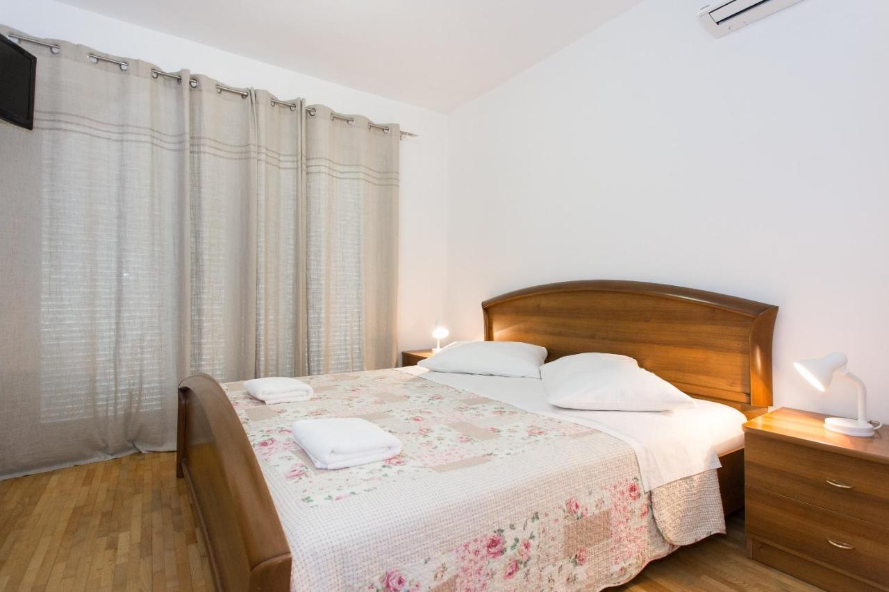 Bed & Breakfast Mario Krk Town Luaran gambar