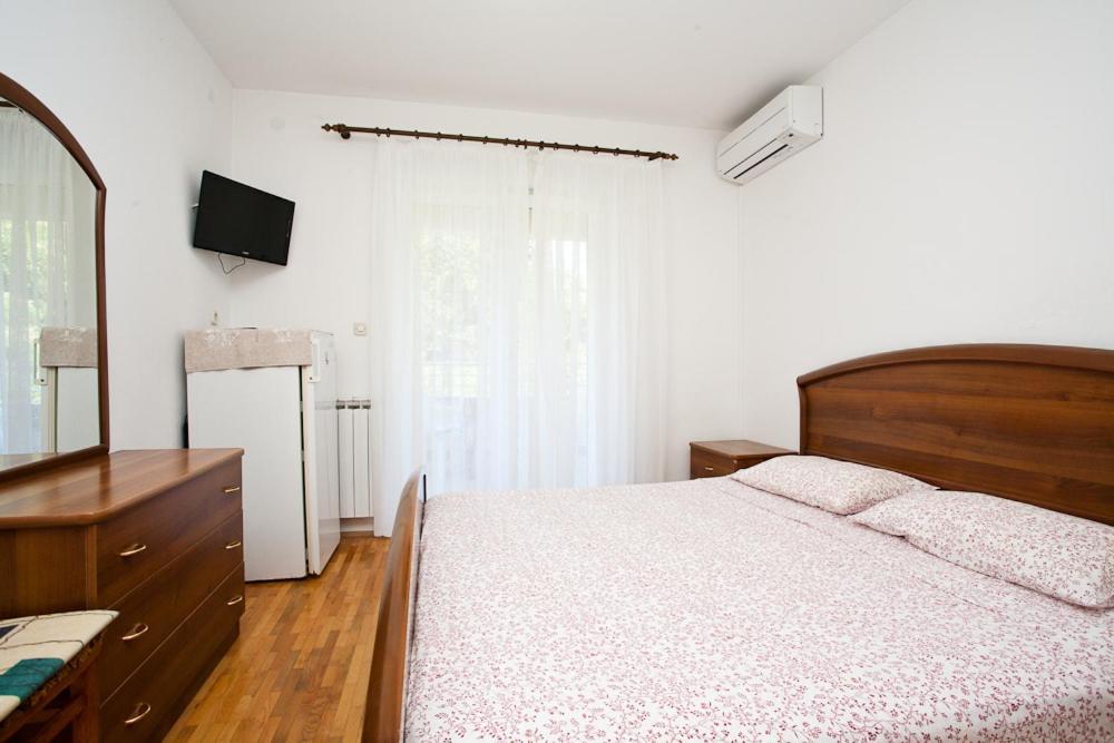 Bed & Breakfast Mario Krk Town Luaran gambar