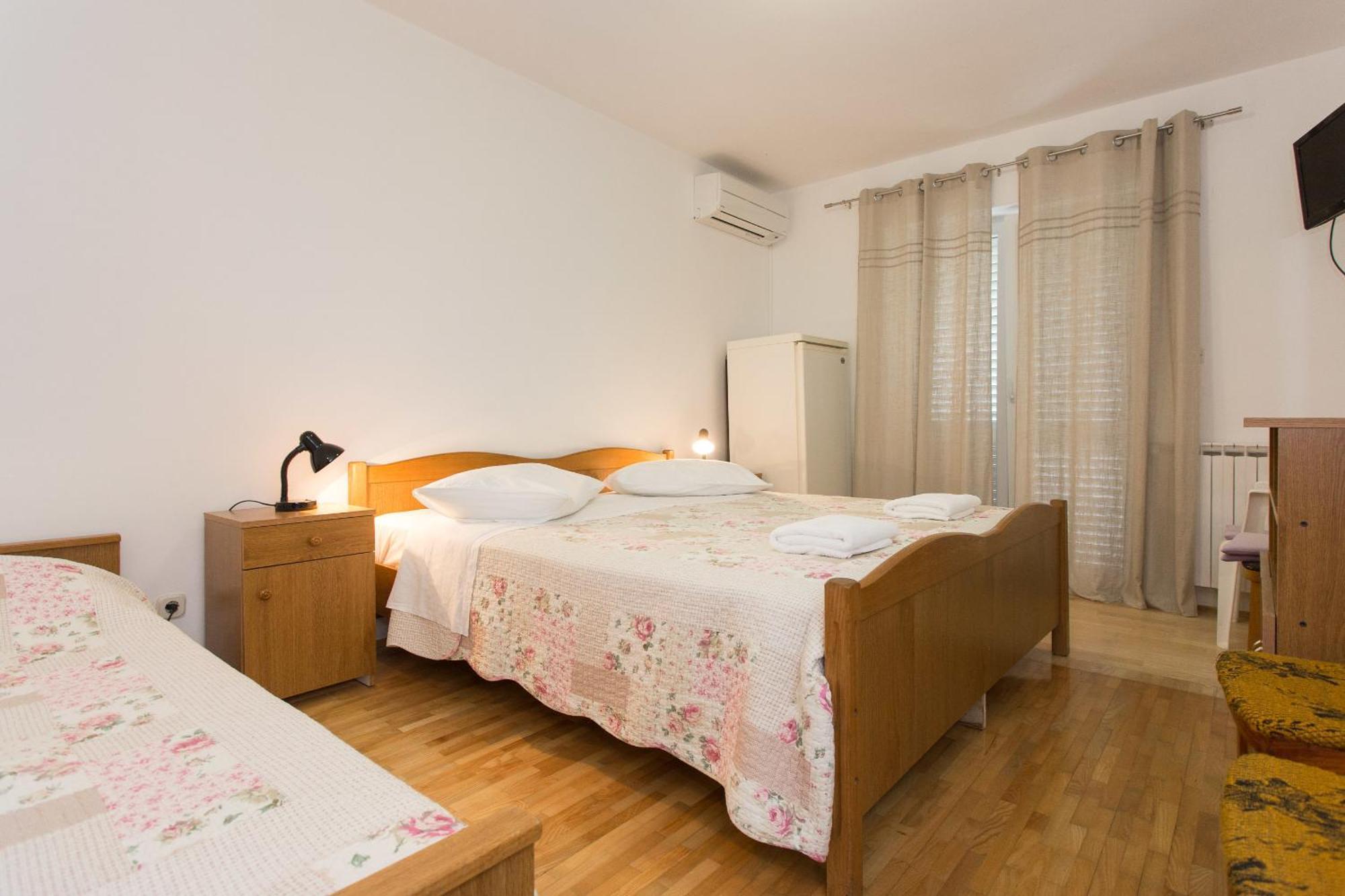 Bed & Breakfast Mario Krk Town Bilik gambar