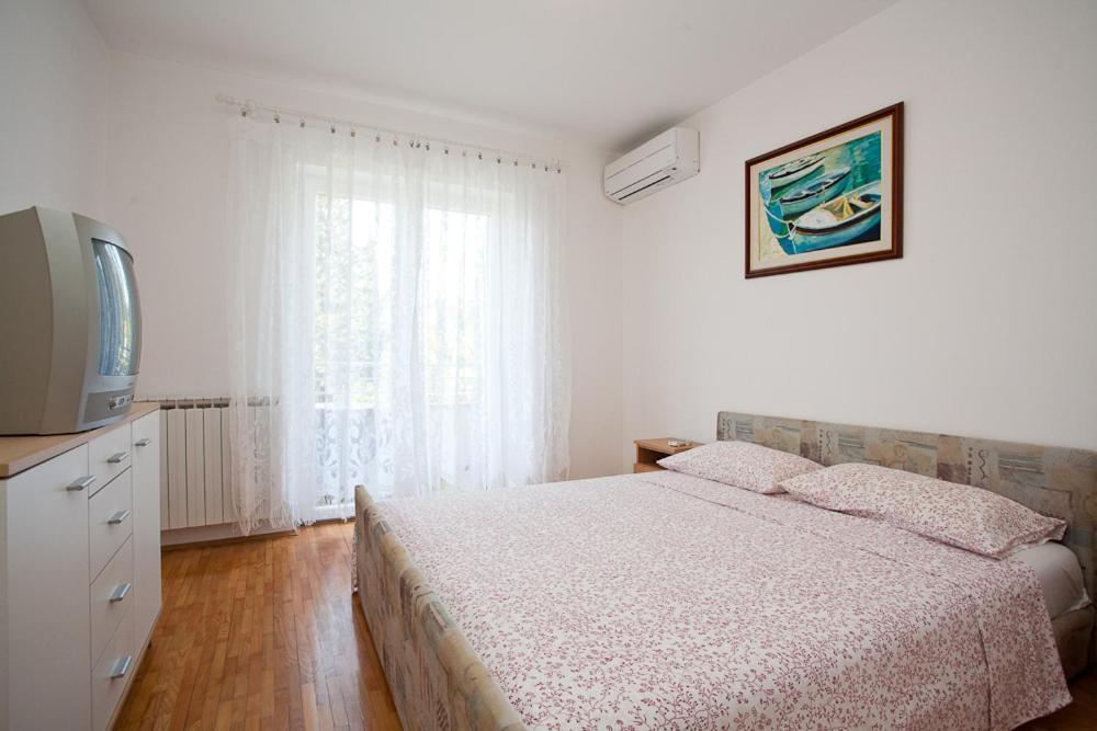 Bed & Breakfast Mario Krk Town Luaran gambar
